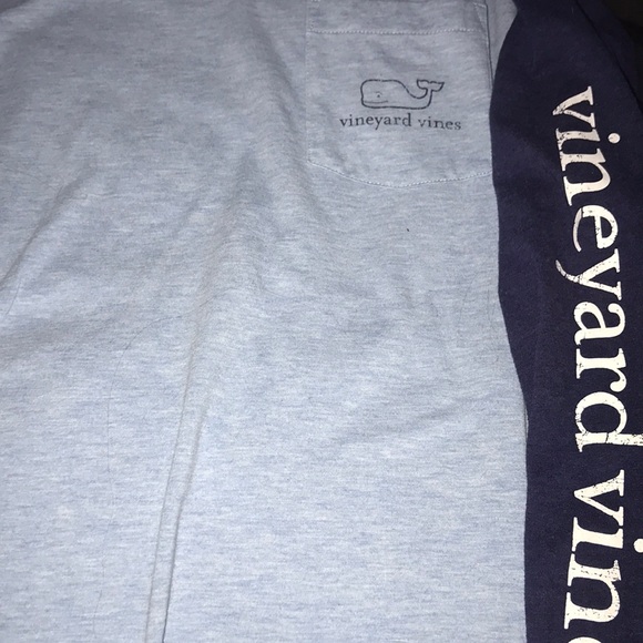 Vineyard vines shirt - Picture 2 of 7
